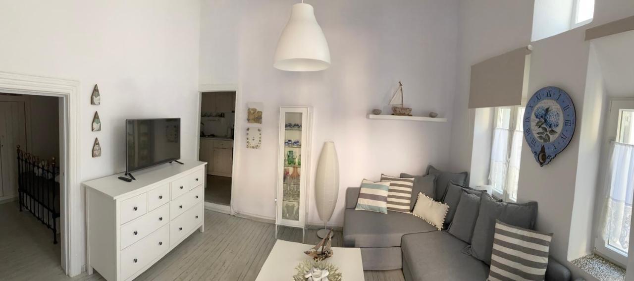 Budget Downtown Apartment- Harma I Mykonos Town Екстер'єр фото