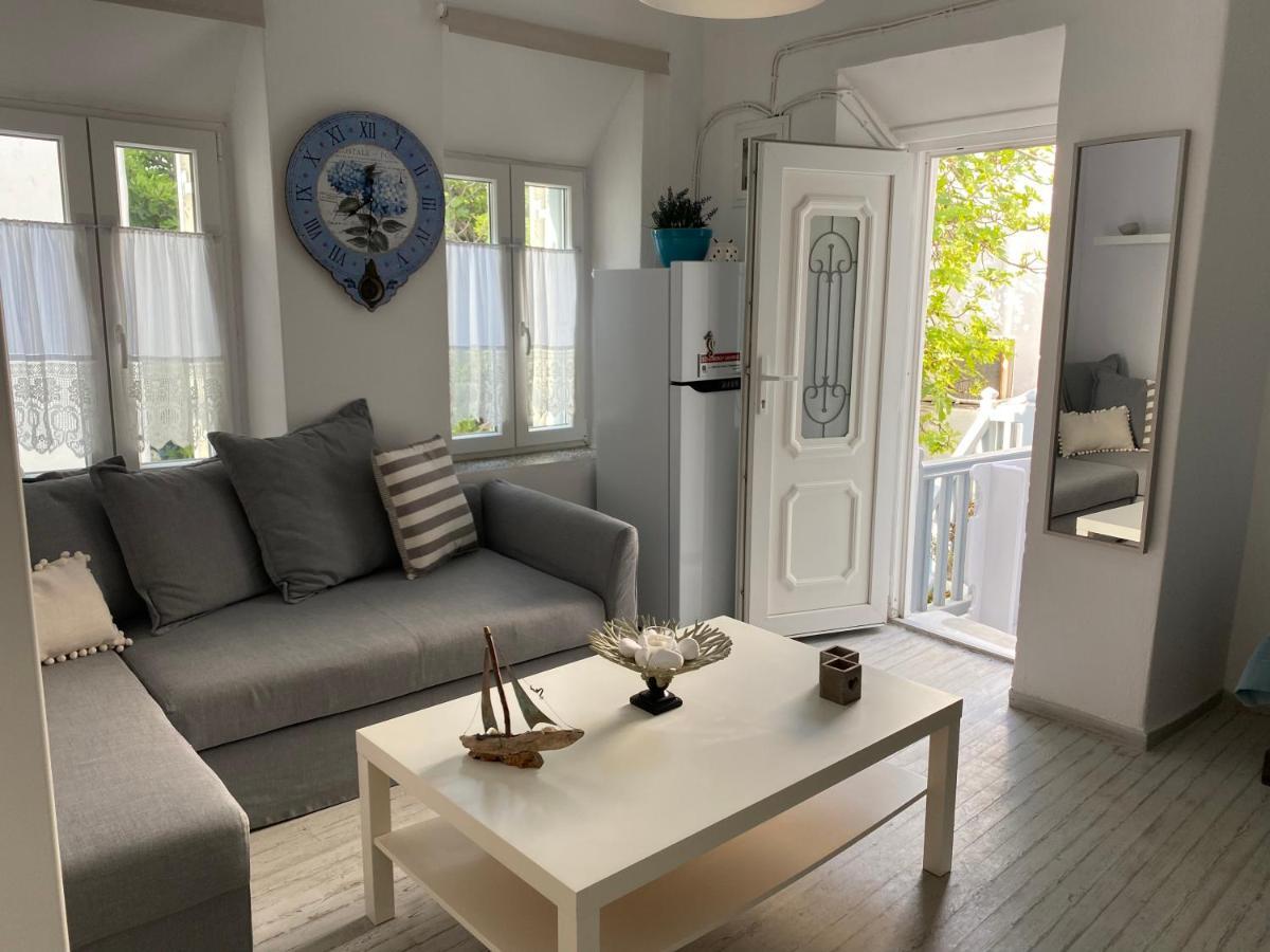 Budget Downtown Apartment- Harma I Mykonos Town Екстер'єр фото